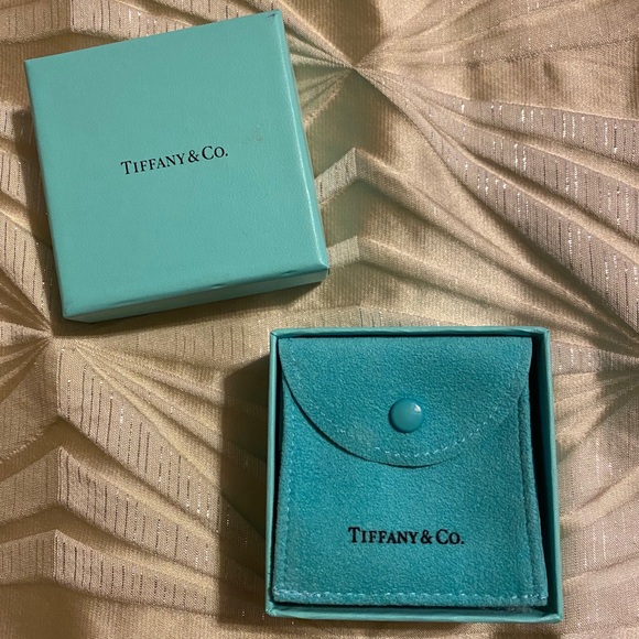 Tiffany & Co 1837 bar pendant NEVER BEEN WORN - Picture 6 of 11